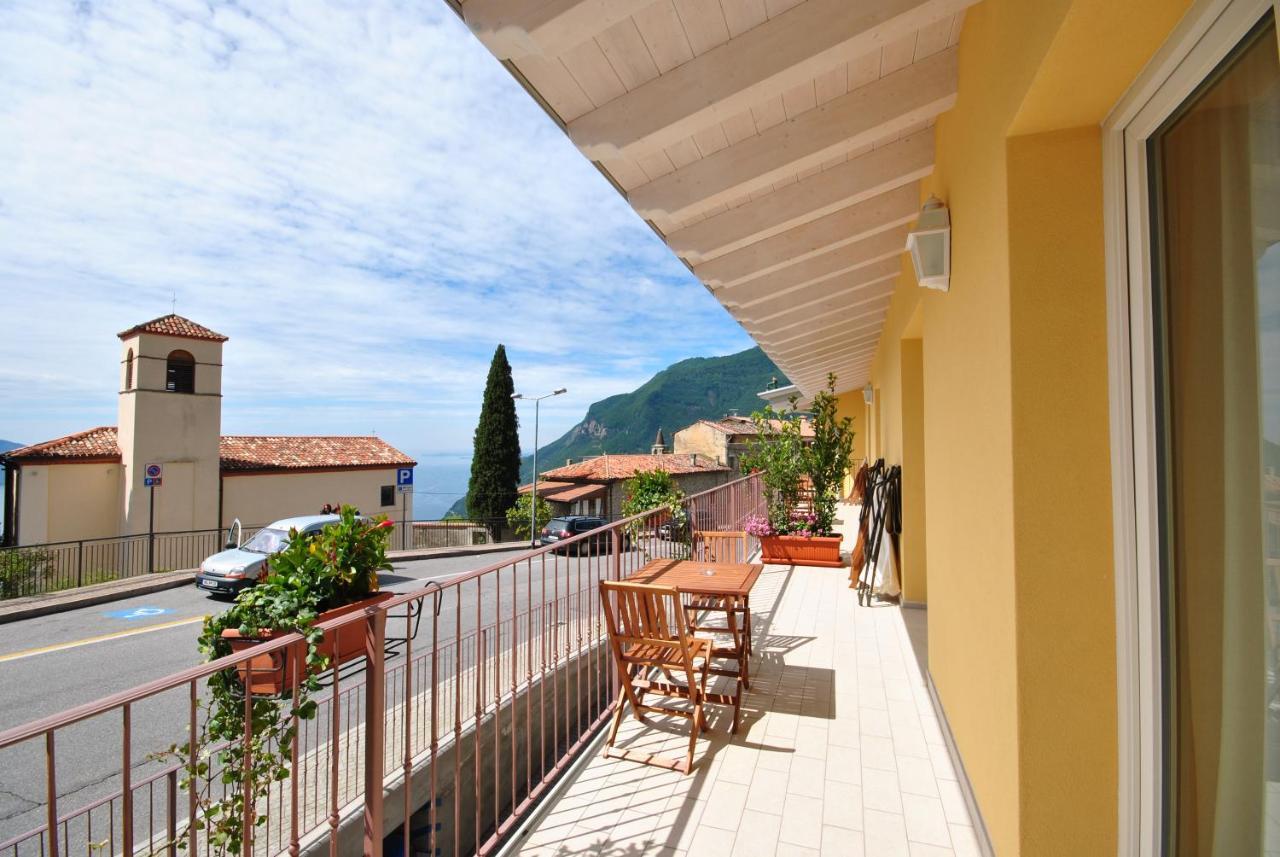 Appartamenti San Pietro - Hotel Gallo Tignale Exterior photo