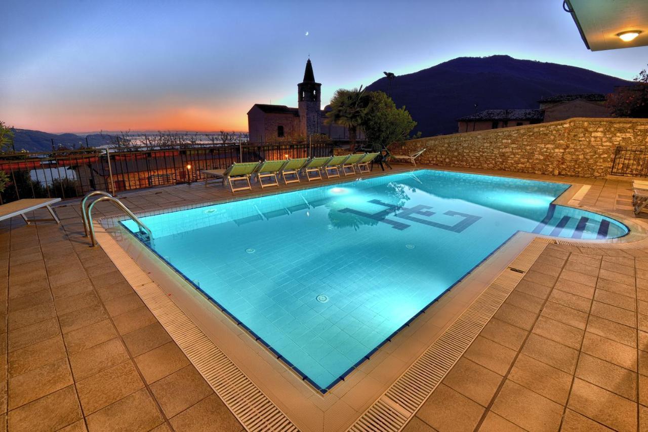 Appartamenti San Pietro - Hotel Gallo Tignale Exterior photo